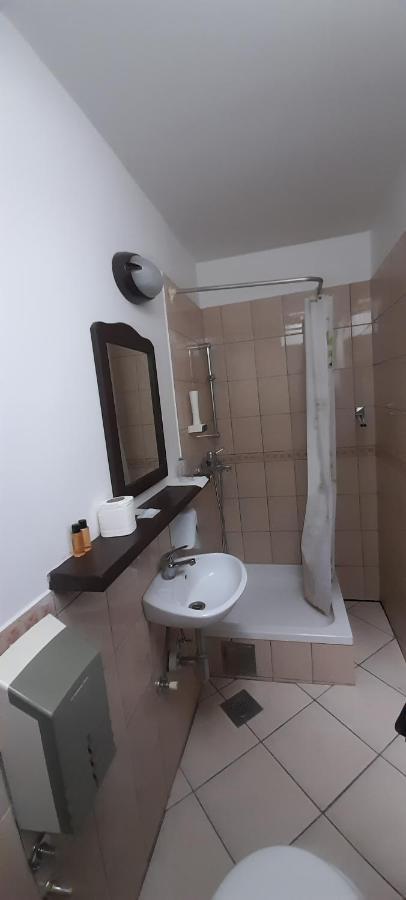 Teuta Palace Dom Faletici Hotel Szarajevó Kültér fotó